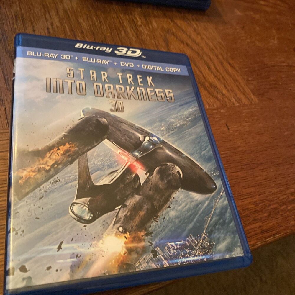 STAR TREK INTO DARKNESS 3D BLU RAY DVD PINE SALDANA NEAR MINT